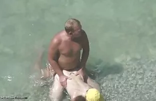 Porno videolar izlerken iki kötü adamlar, kaliteli HD her iki seks filmi türbanlı tarafta