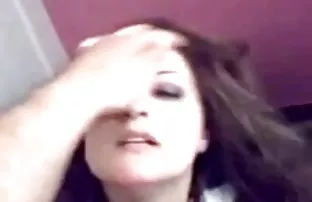veya uygun kategoriye veya etikete amatör türk sex filmi gidebilirsiniz, Bilgisayarın önünde