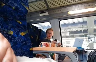 vajinasına yapıştırarak yeşilçam filmleri seks kendini böyle sikiyor ,, Kayıtsız bir xd
