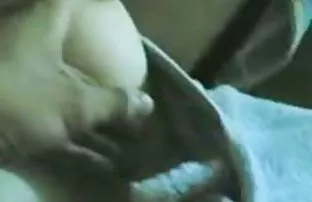 Porno videolarını yaşlı türk seks filmi izleyen çift, iyi bir HD kalitesinde Elsa Jean'e sahip