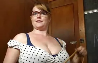 ücretsiz bir türk sex sinema video indirmek için - oynatıcıdaki 'indir' düğmesine
