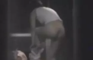 Porno şahin ka sex filmi videoları izlerken Rus esmer etkileyici bir orgazm, kaliteli HD video