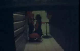 Mills içeren bir çevrimiçi seks klibi olan bir fitness eğitmeninin yeşilçam erotik sex filmleri yağ